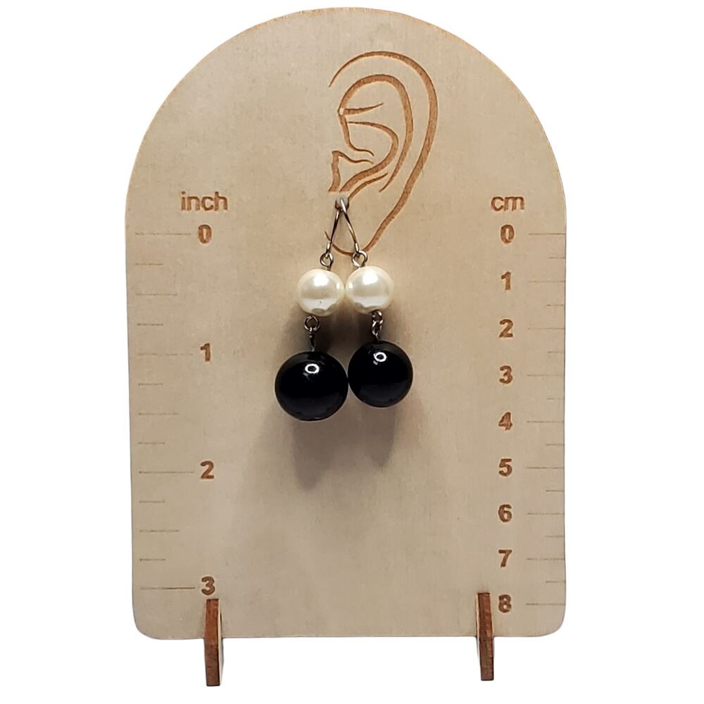 Retro Beaded Hook Dangle Earrings Black White 1.5"
